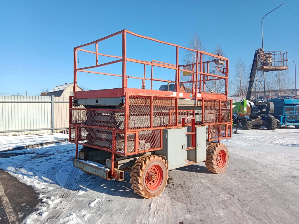 Ножничный подъемник Skyjack SJ8841