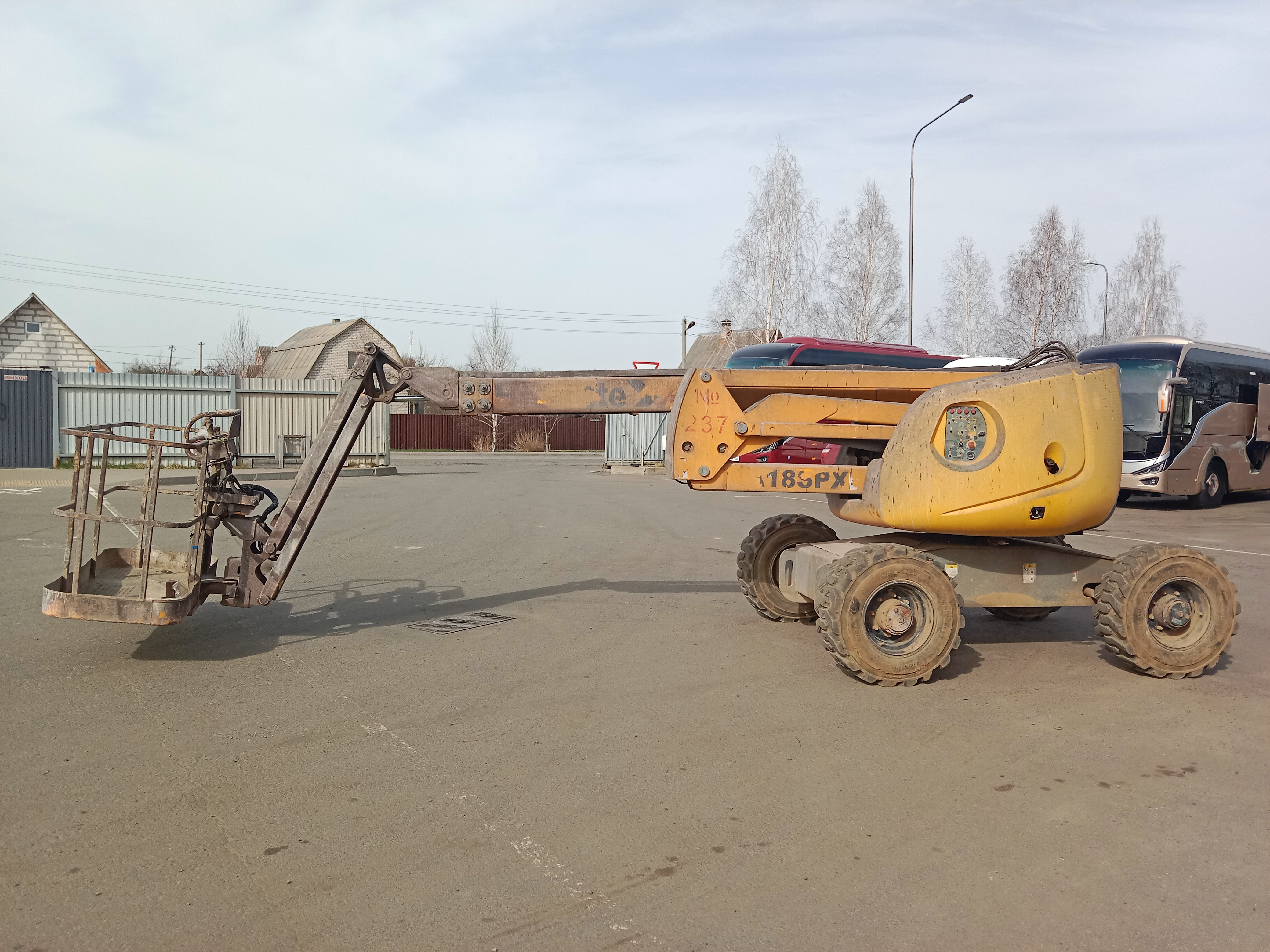 Haulotte HA18SPX Коленчатый подъемник Haulotte HA18SPX