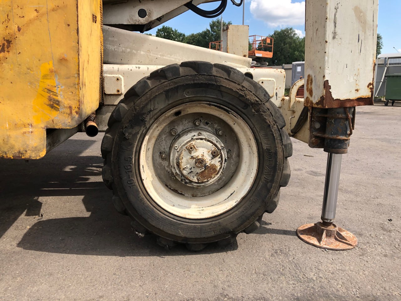 Haulotte H12SXL Ножничный подъемник Haulotte H12SXL