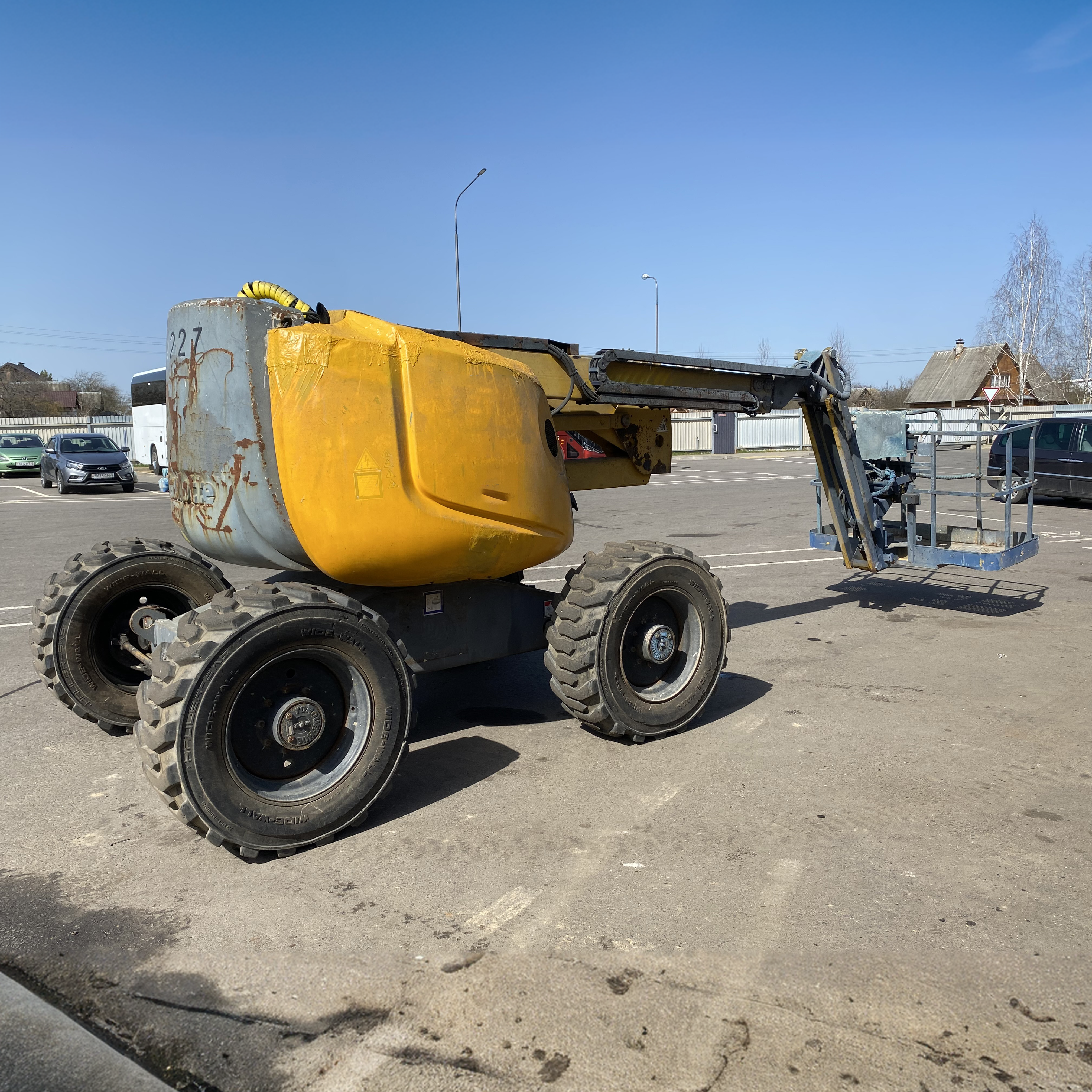 Haulotte HA16PX Коленчатый подъемник Haulotte HA16PX