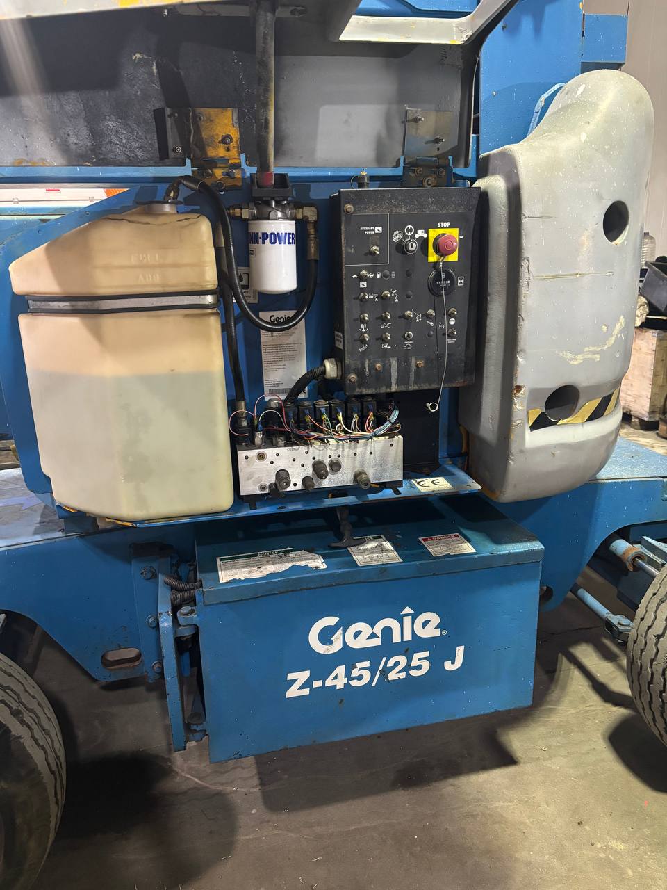 Коленчатый подъемник Genie Z45-25DC Bi Energy - Image 5